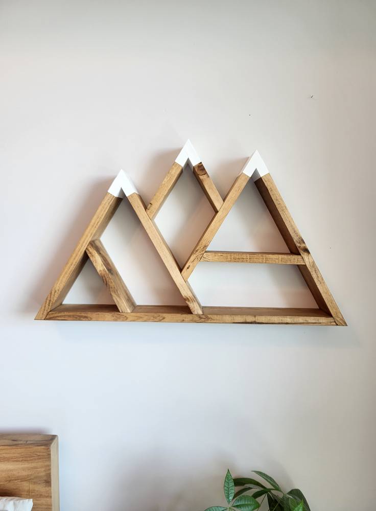 Kids Mountain Wood Shelf