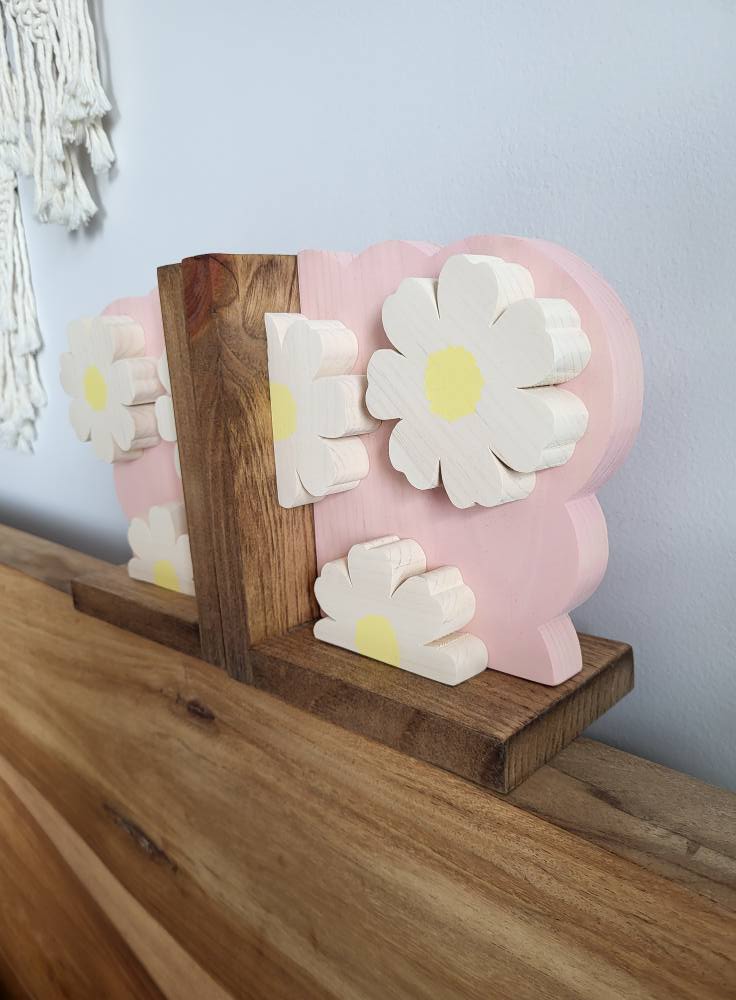 Wooden Daisy Flower Bookends | Handcrafted Floral Bookshelf Décor