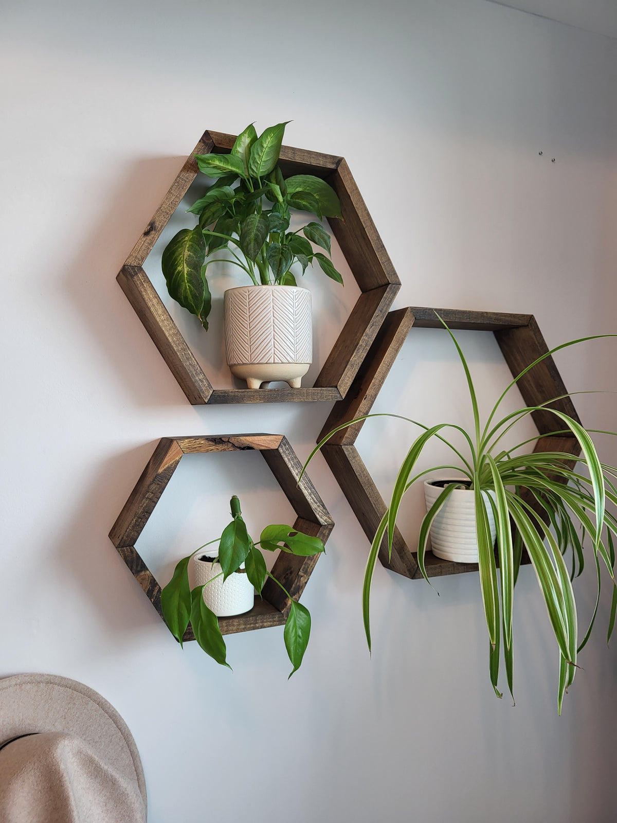 Set of 3 Wood Hexagon Shelves Wall Decoration | Geometric Wood Shelves | Rustic Floating Shelves | Boho Wall Decor | Honeycomb Home Decor