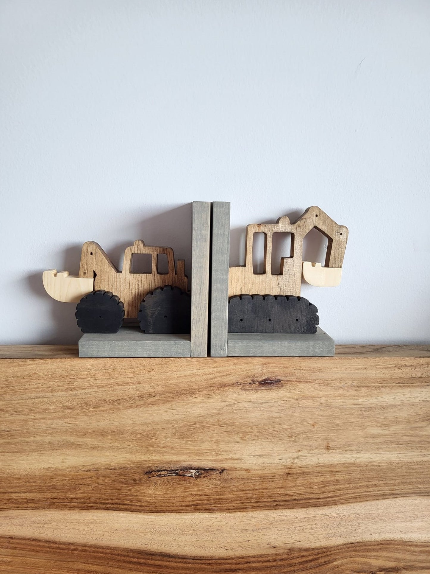 Construction Vehicle Bookends